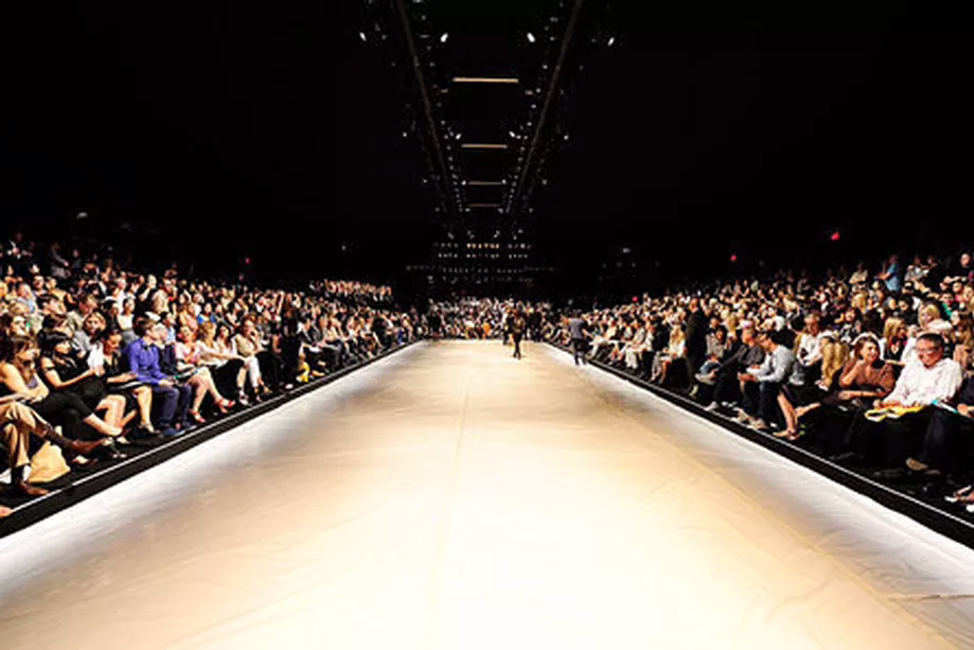 Legends Limousine offers luxury car & limo service to events across NYC during NYFW 2026